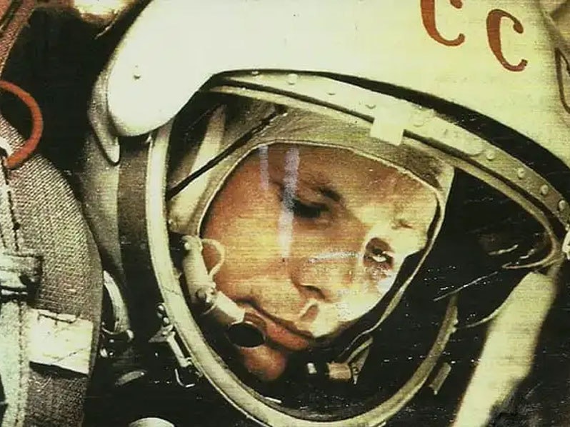youri-gargarine-premier-astronaute