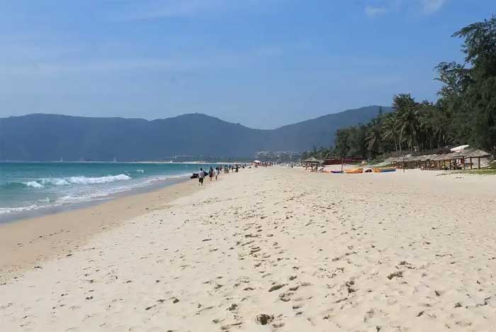 plage-baie-yalong-sanya