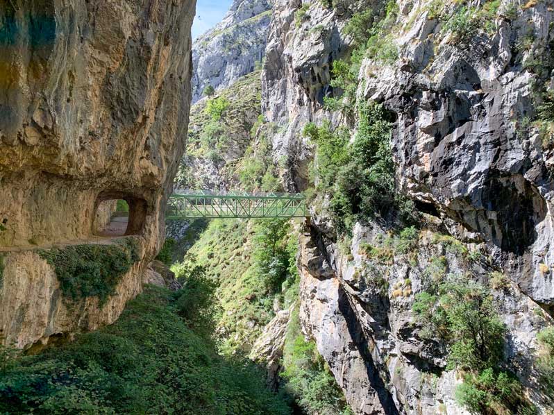 passerelle-sentier-des-cares-asturies