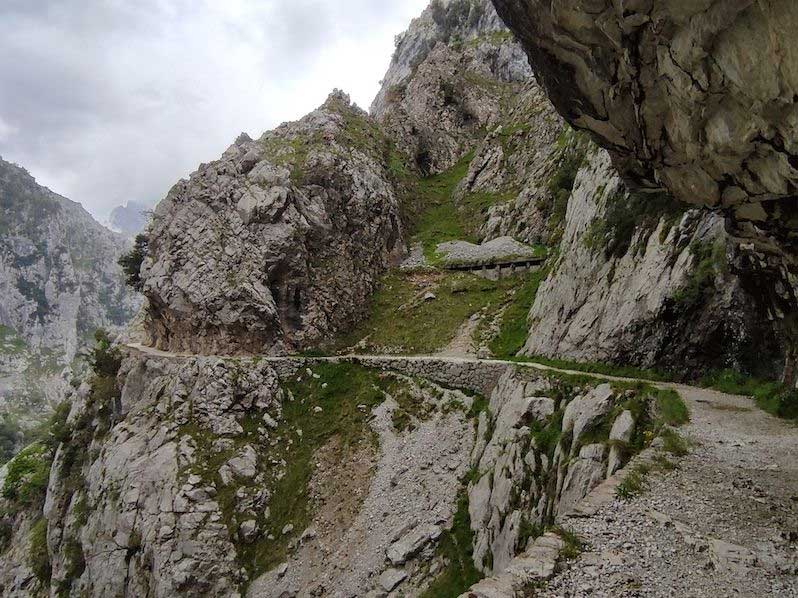 route-des-cares-pics-europe