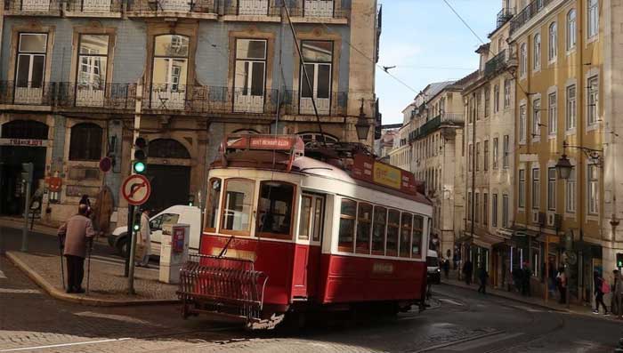 celebre-tramway-lisbonne
