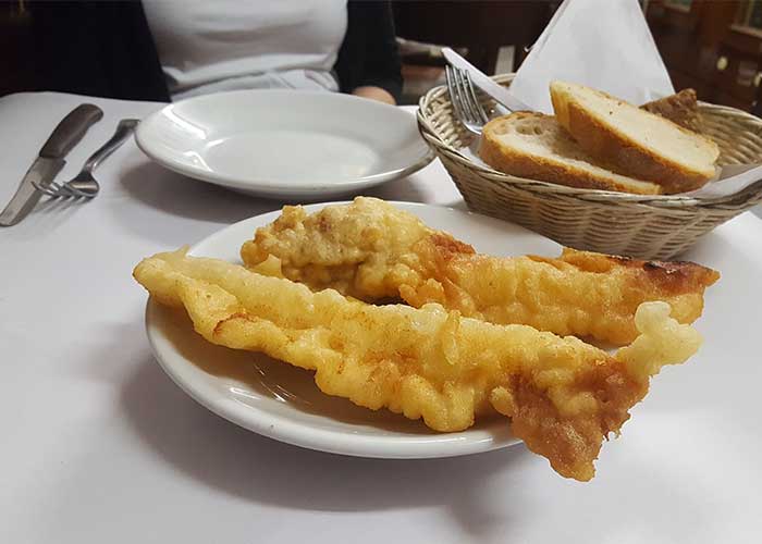 plat-morue-frite-restaurant-italien