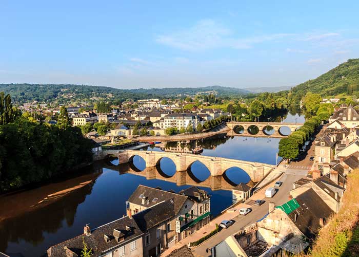 village-terrasson-lavilledieu