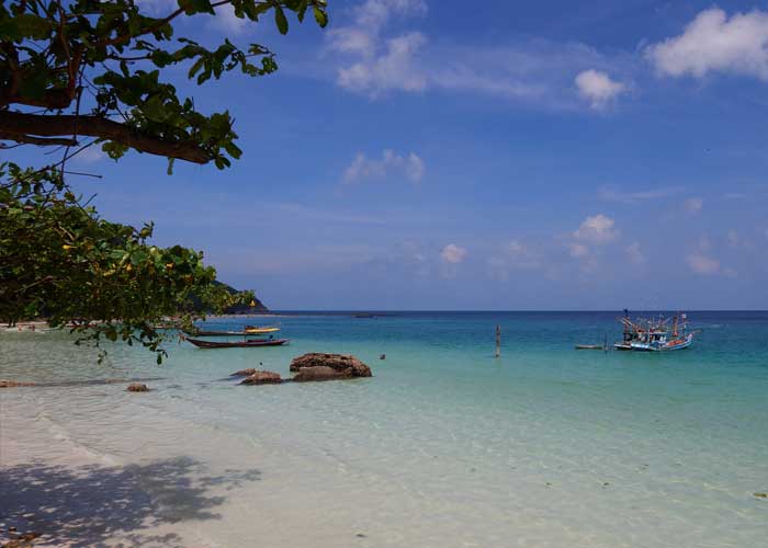 chaloklum-beach-koh-phangan