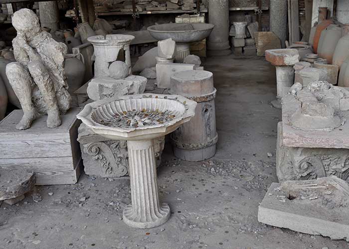 objets-intact-ruine-pompei