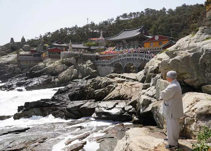 temple-haedong-yonggungsa-busan