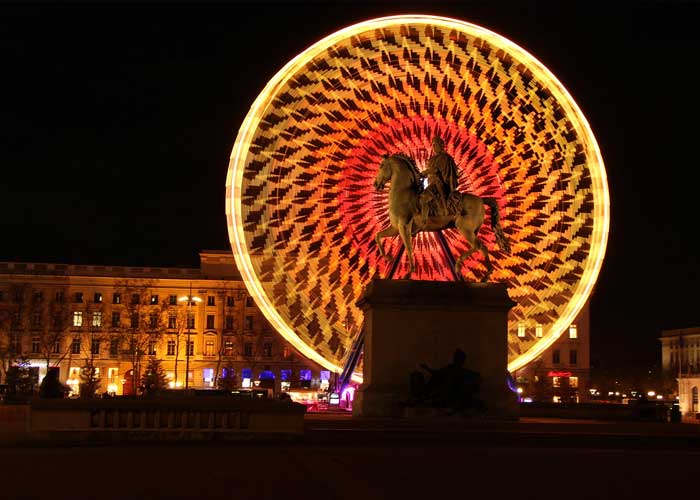 place-bellecour-lyon