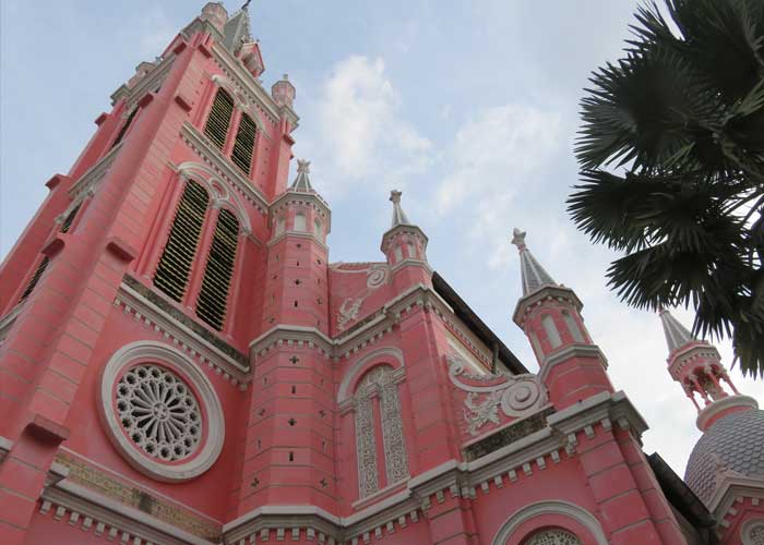 eglise-tan-dinh-ho-chi-minh-ville