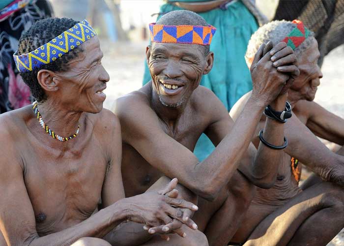 bosquimans-tribu-afrique
