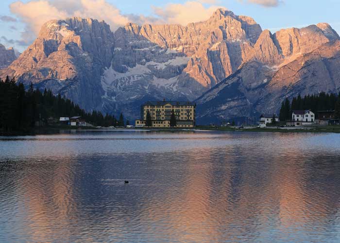 dolomites-italie-lac