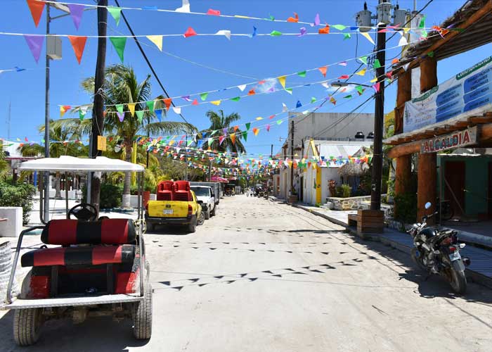 louer-voiturette-holbox-mexique