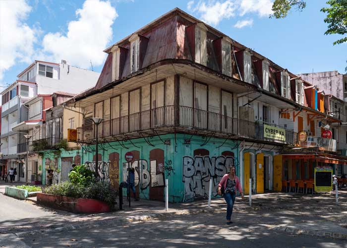 maison-abandonnee-pointe-a-pitre