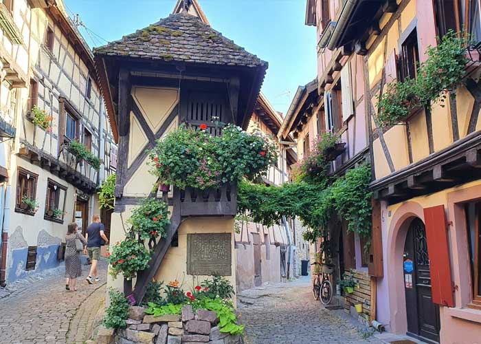 joli-village-eguisheim-alsace