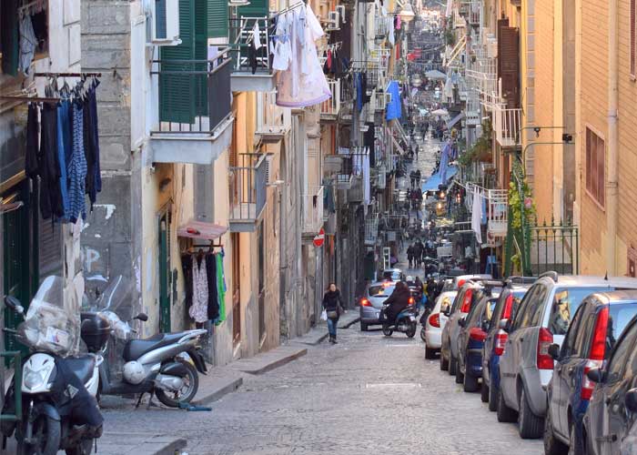 rue-de-naples