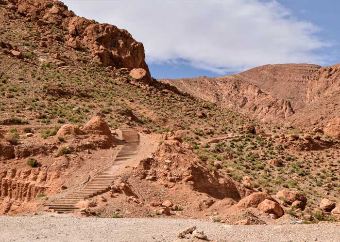 trekking-dans-les-gorges-de-todra-maroc