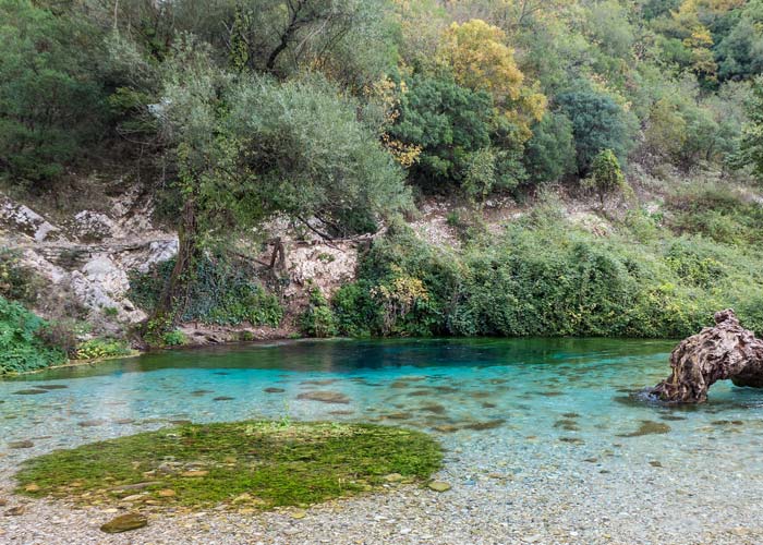 comment-blue-eye-creation-albanie