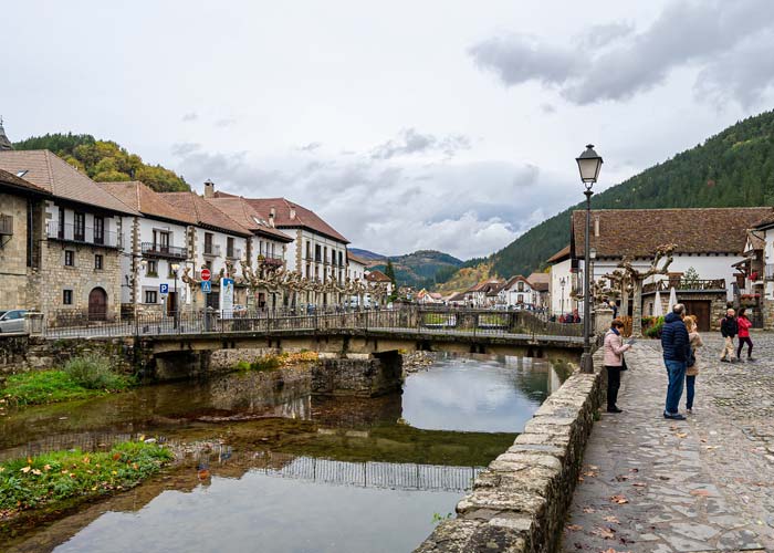 beaux-villages-ochagavia-navarre