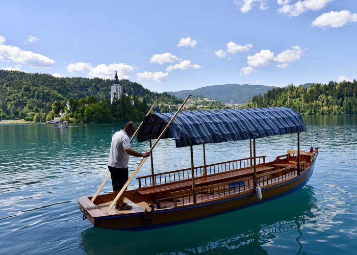 naviguer-pletna-bled-bateau