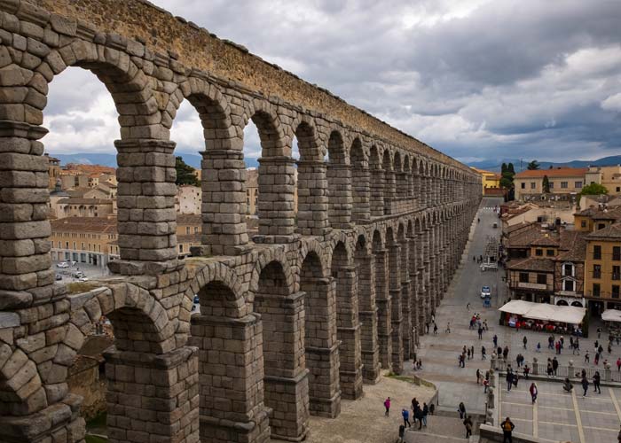 segovie-belle-ville-espagne