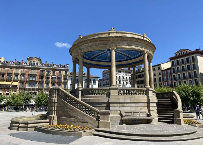 ville-pampelune-espagne