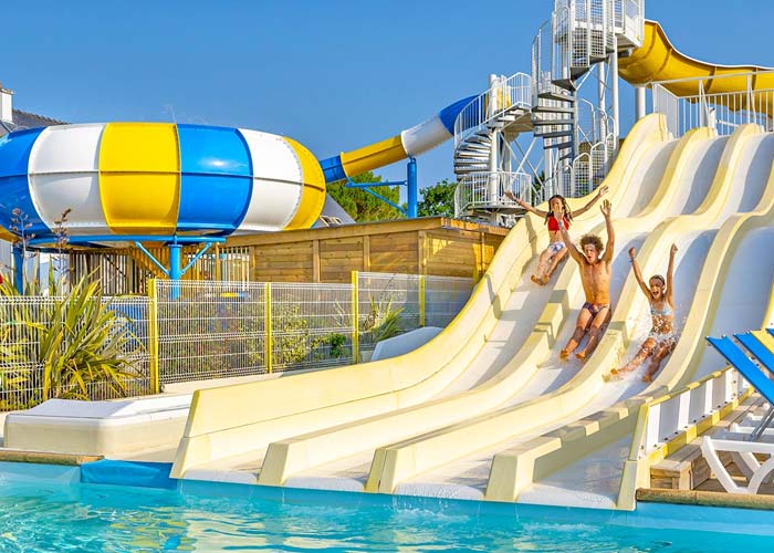 espace-aquatique-piscine-camping--enfant