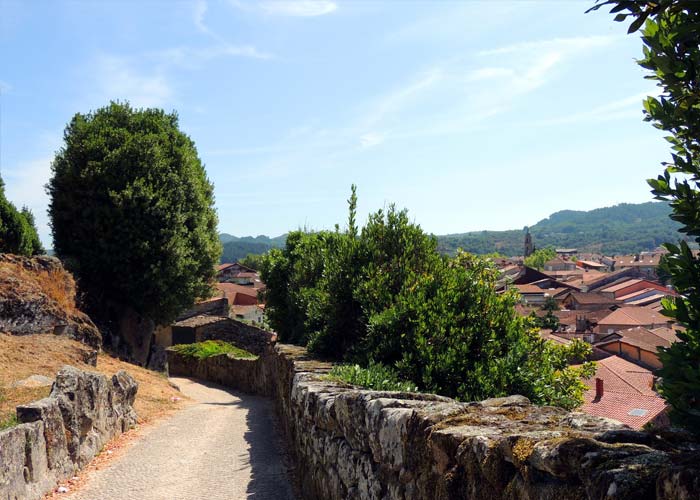 ancienne-muraille-allariz