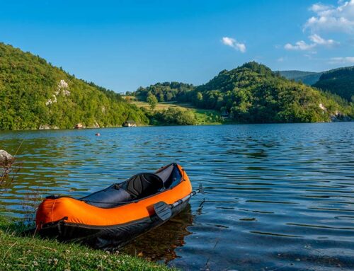 Redéfinir l’aventure en voyage grâce à l’équipement nautique portatif
