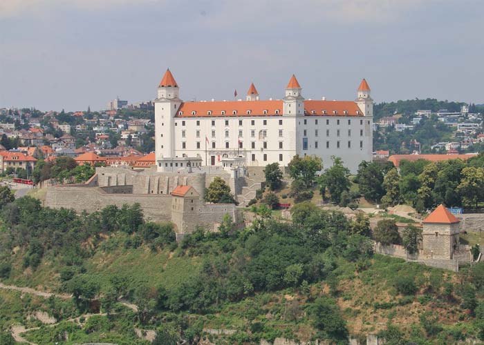 chateau-de-bratislava