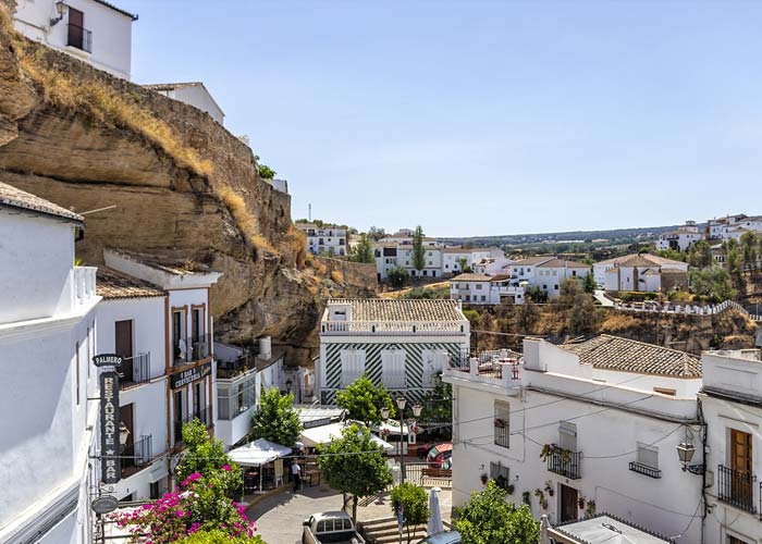 place-andalousie-setenil-de-las-bodegas