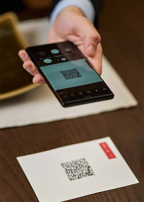 scan-qr-code-esim