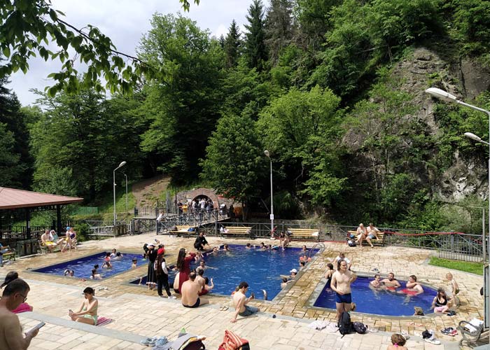 bain-thermal-sulfure-hydrogene-borjomi