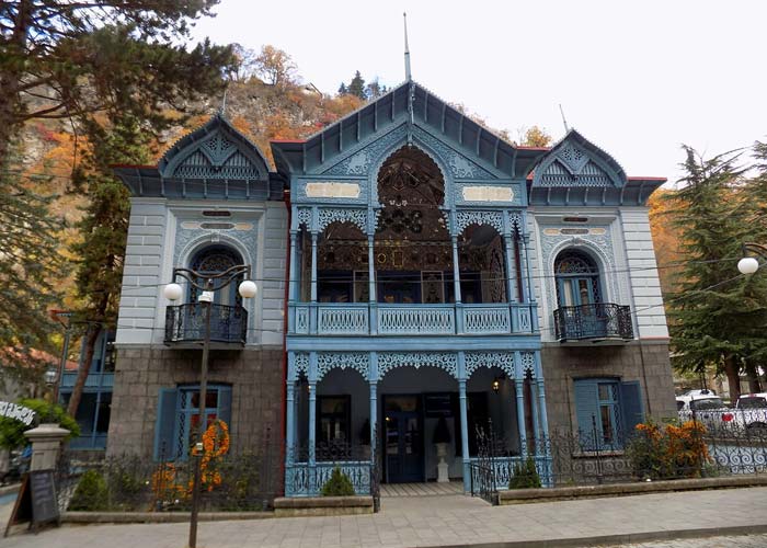maison-firuza-borjomi
