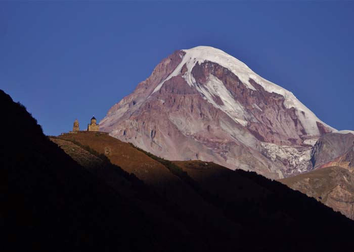 randonnee-sommet-mont-kazbeg