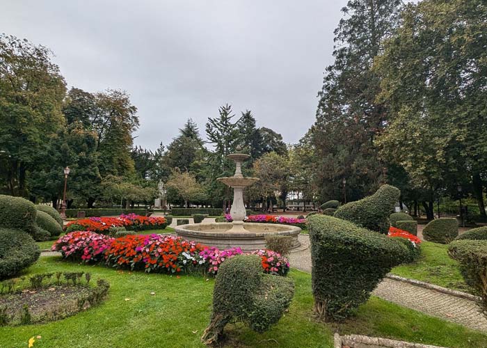 parc-rosalia-de-castro-lugo