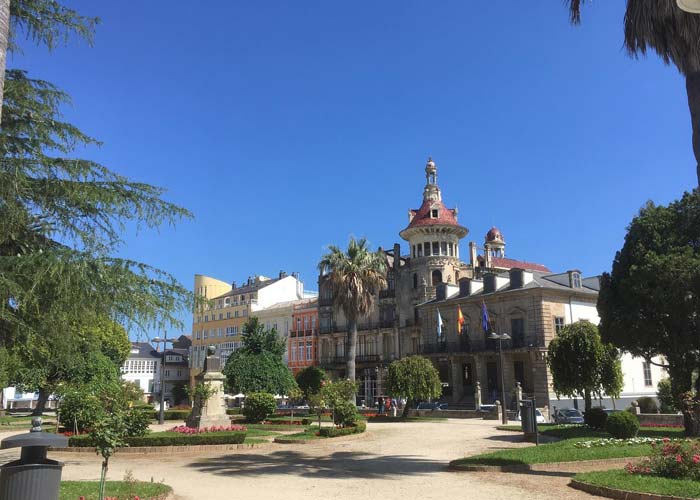plaza-espana-ribadeo
