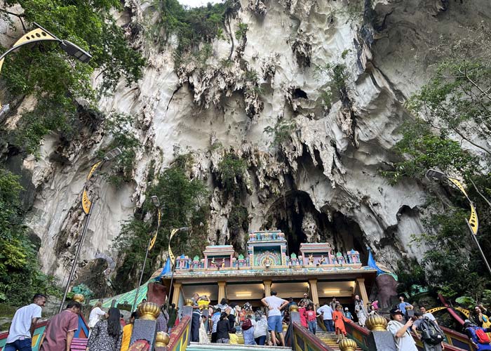 entree-batu-cave